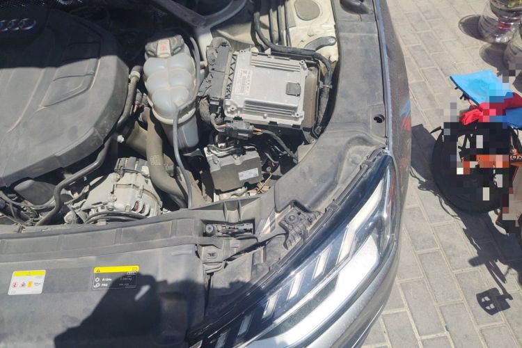 Used Audi A4L 2022 40 TFSI Fashion Dynamic Model Engine Bay Left