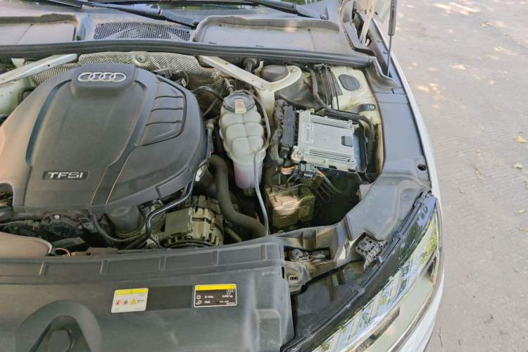 Used Audi A4L 2022 40 TFSI Luxury Dynamic Model Engine Bay Left