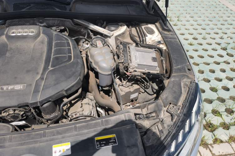 Used Audi A4L 2022 40 TFSI Fashion Dynamic Model Engine Bay Left
