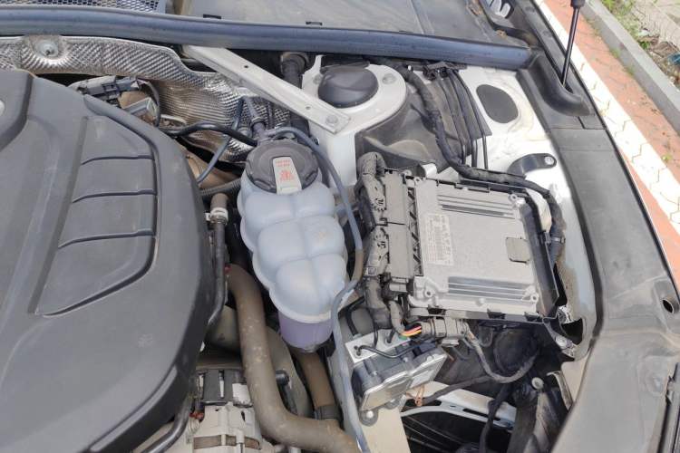 Used Audi A4L 2022 40 TFSI Fashion Dynamic Model Engine Bay Left