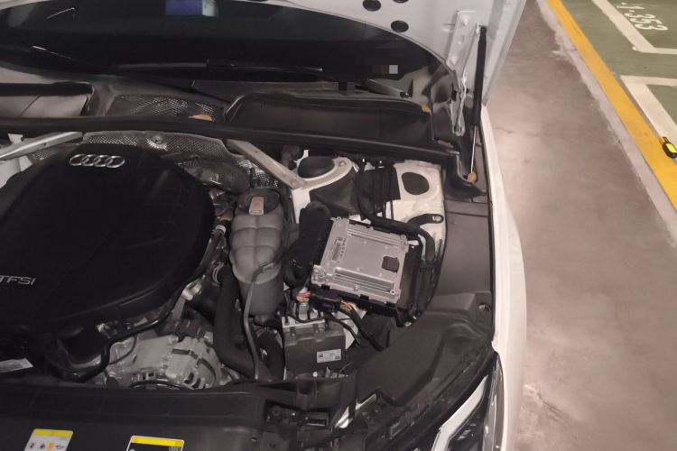 Used Audi A4L 2022 40 TFSI Luxury Dynamic Model Engine Bay Left