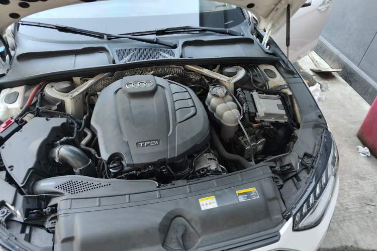 Used Audi A4L 2022 40 TFSI Fashion Dynamic Model Engine Bay Left