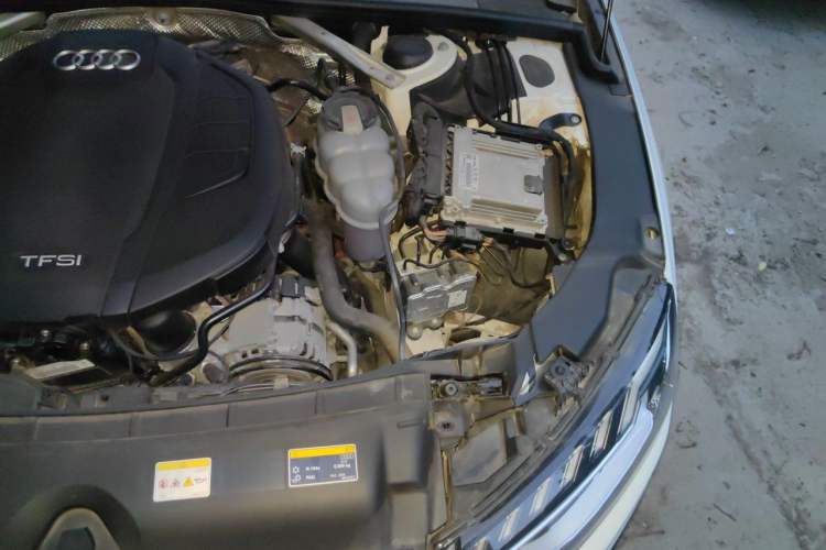 Used Audi A4L 2022 40 TFSI Luxury Dynamic Model Engine Bay Left