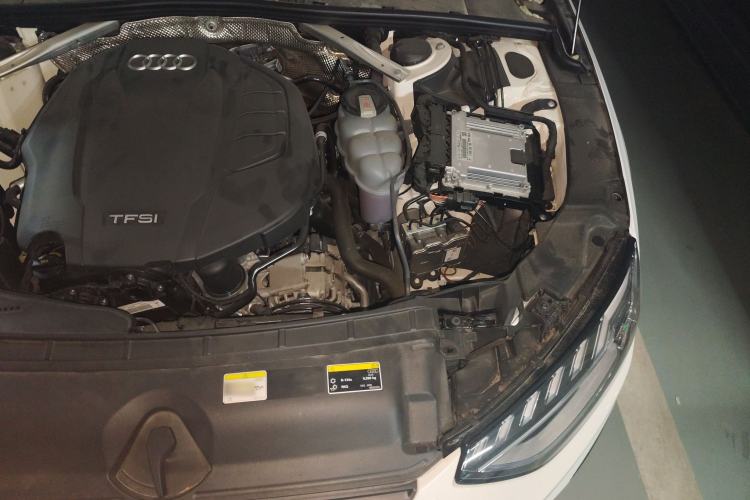 Used Audi A4L 2022 40 TFSI Luxury Dynamic Model Engine Bay Left