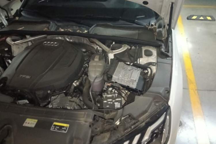 Used Audi A4L 2022 45 TFSI quattro Prestige Dynamic Edition Engine Bay Left