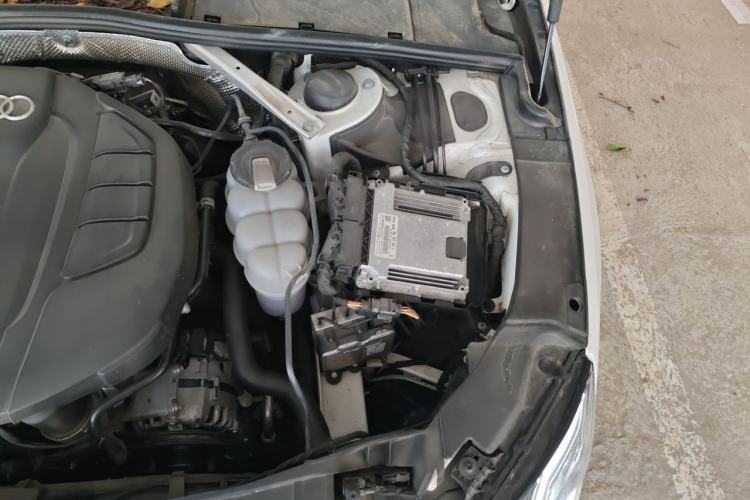 Used Audi A4L 2022 40 TFSI Fashion Dynamic Model Engine Bay Left