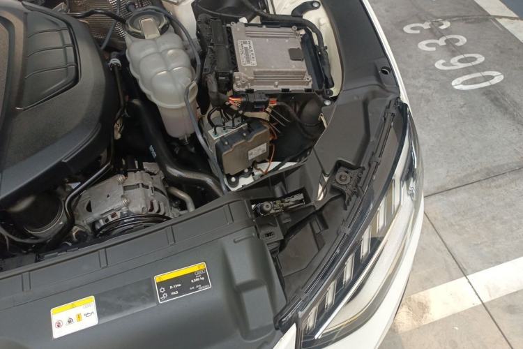 Used Audi A4L 2022 40 TFSI Fashion Dynamic Model Engine Bay Left