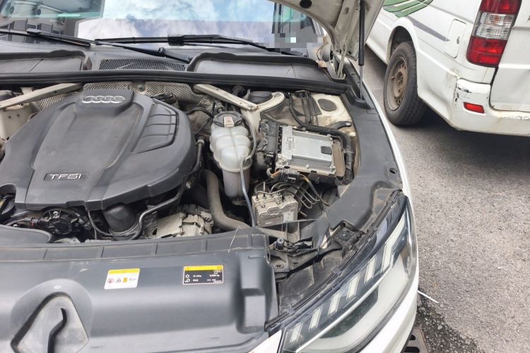 Used Audi A4L 2022 40 TFSI Luxury Dynamic Model Engine Bay Left
