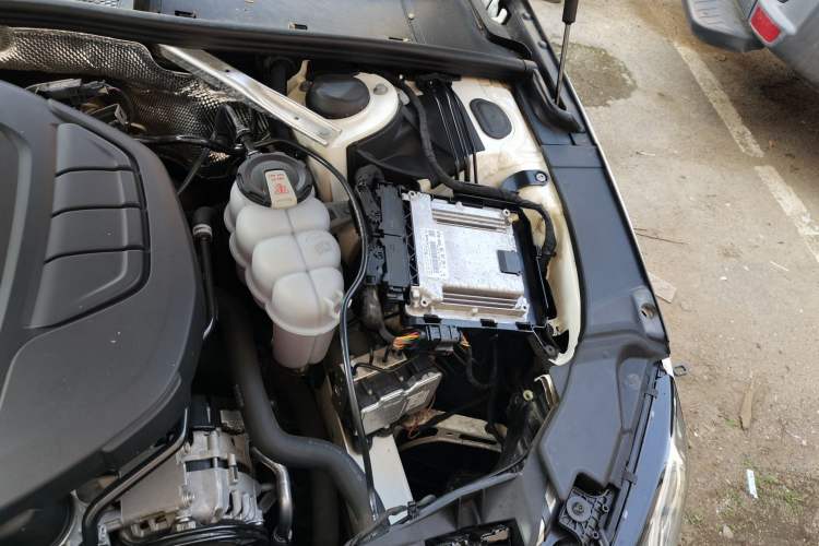 Used Audi A4L 2022 40 TFSI Fashion Dynamic Model Engine Bay Left