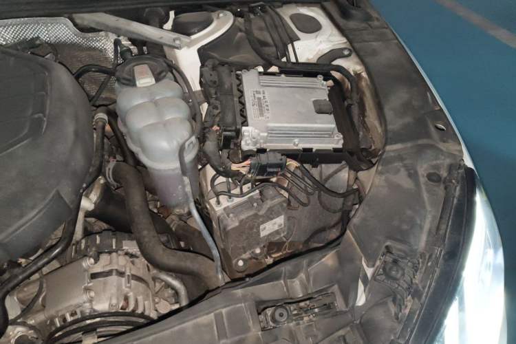 Used Audi A4L 2022 40 TFSI Fashion Dynamic Model Engine Bay Left