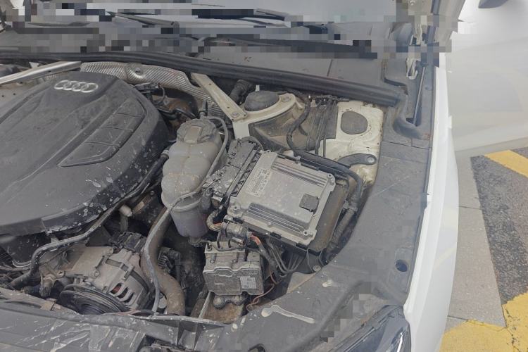 Used Audi A4L 2022 40 TFSI Luxury Prestige Edition Engine Bay Left