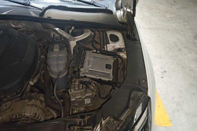 Used Audi A4L 2022 40 TFSI Fashion Dynamic Model Engine Bay Left