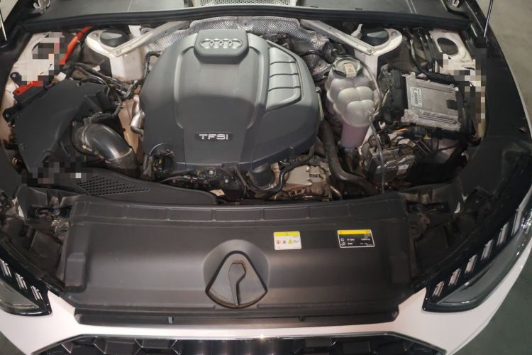 Used Audi A4L 2022 40 TFSI Fashion Dynamic Model Engine Bay