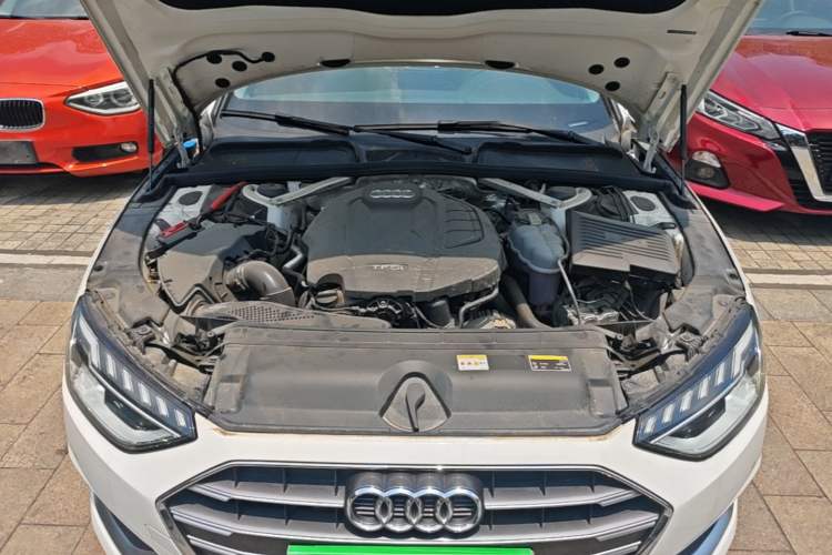 Used Audi A4L 2022 40 TFSI Luxury Prestige Edition Engine Bay