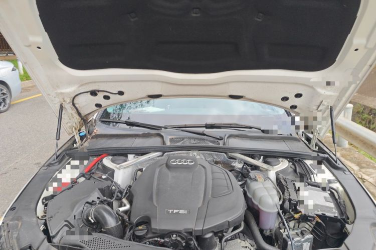 Used Audi A4L 2022 40 TFSI Luxury Dynamic Model Engine Bay