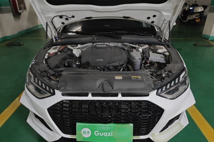 Used Audi A4L 2022 40 TFSI Stylish and Elegant Edition Engine Bay