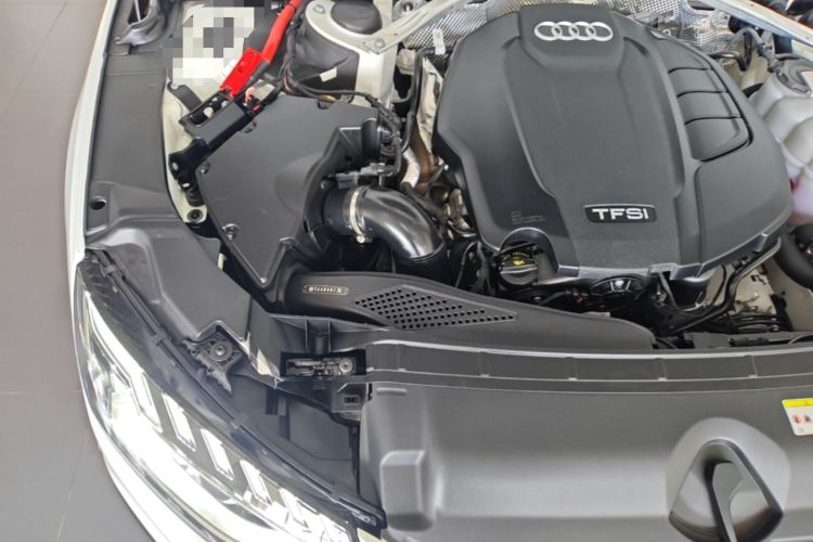 Used Audi A4L 2022 40 TFSI Luxury Dynamic Model Engine Bay Right
