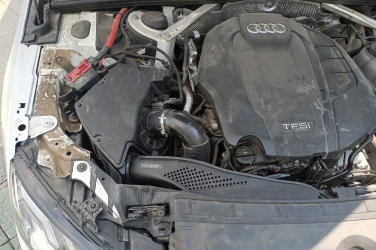 Used Audi A4L 2022 40 TFSI Luxury Dynamic Model Engine Bay Right
