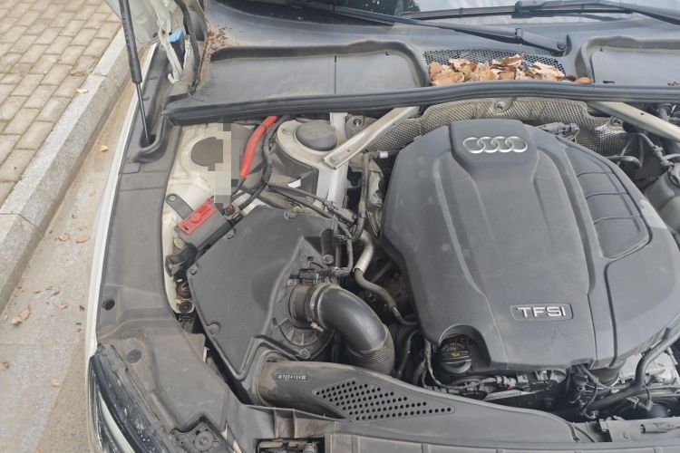 Used Audi A4L 2022 40 TFSI Fashion Dynamic Model Engine Bay Right