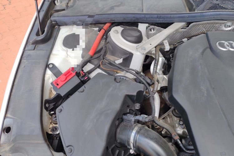 Used Audi A4L 2022 40 TFSI Fashion Dynamic Model Engine Bay Right