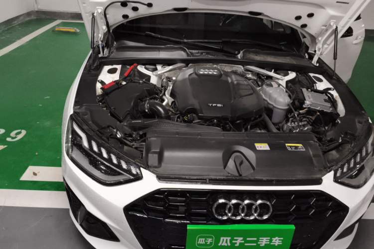 Used Audi A4L 2022 40 TFSI Luxury Dynamic Model Engine Bay Right