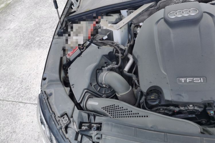 Used Audi A4L 2022 40 TFSI Fashion Dynamic Model Engine Bay Right
