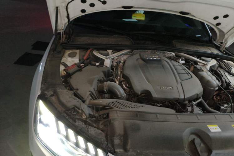 Used Audi A4L 2022 40 TFSI Fashion Dynamic Model Engine Bay Right