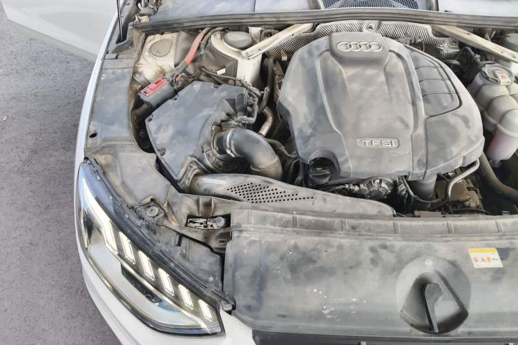 Used Audi A4L 2022 40 TFSI Fashion Dynamic Model Engine Bay Right