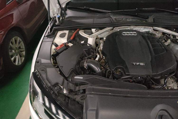Used Audi A4L 2022 40 TFSI Stylish and Elegant Edition Engine Bay Right