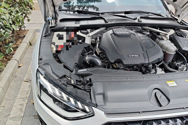 Used Audi A4L 2022 40 TFSI Luxury Dynamic Model Engine Bay Right