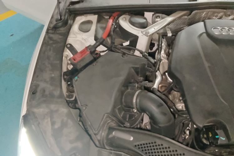 Used Audi A4L 2022 40 TFSI Fashion Dynamic Model Engine Bay Right