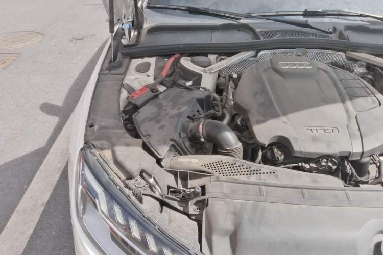 Used Audi A4L 2022 40 TFSI Luxury Prestige Edition Engine Bay Right