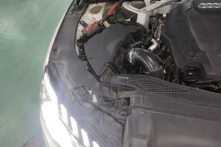 Used Audi A4L 2022 40 TFSI Fashion Dynamic Model Engine Bay Right