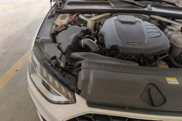 Used Audi A4L 2022 40 TFSI Fashion Dynamic Model Engine Bay Right