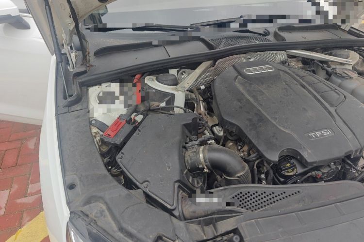 Used Audi A4L 2022 40 TFSI Luxury Prestige Edition Engine Bay Right