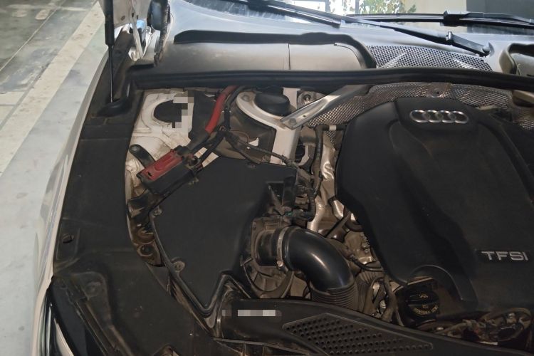 Used Audi A4L 2022 40 TFSI Fashion Dynamic Model Engine Bay Right