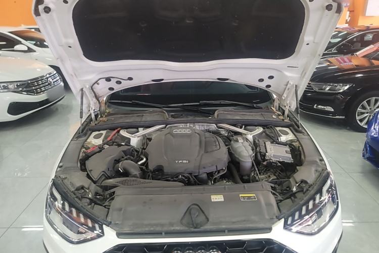 Used Audi A4L 2022 40 TFSI Luxury Dynamic Model Engine Bay