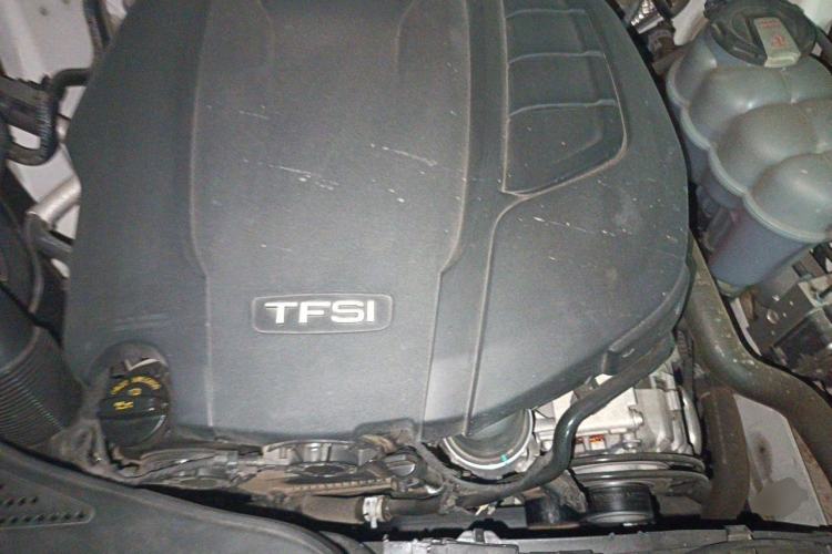Used Audi A4L 2022 40 TFSI Fashion Dynamic Model Engine Bay