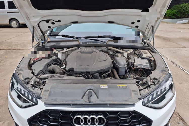 Used Audi A4L 2022 40 TFSI Luxury Dynamic Model Engine Bay