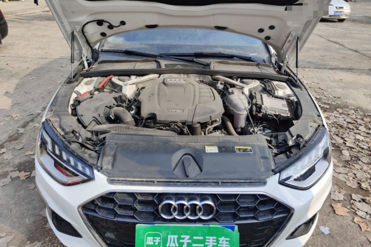 Used Audi A4L 2022 40 TFSI Fashion Dynamic Model Engine Bay