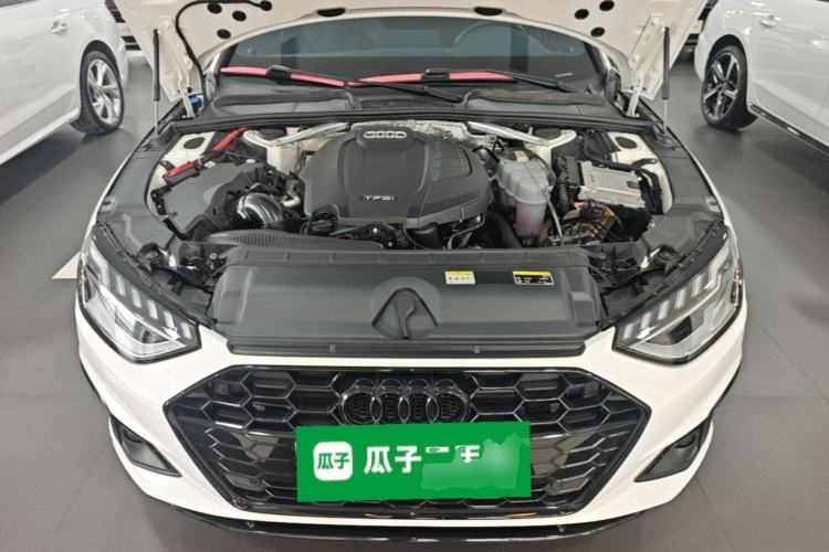 Used Audi A4L 2022 40 TFSI Luxury Dynamic Model Engine Bay
