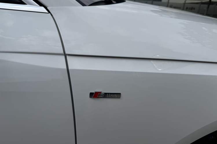 Used Audi A4L 2022 40 TFSI Fashion Dynamic Model Exterior 10