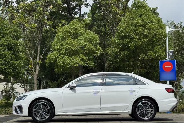 Used Audi A4L 2022 40 TFSI Fashion Dynamic Model Exterior 2