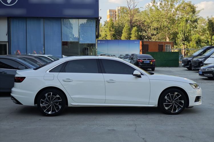 Used Audi A4L 2022 40 TFSI Stylish and Elegant Edition Exterior 3