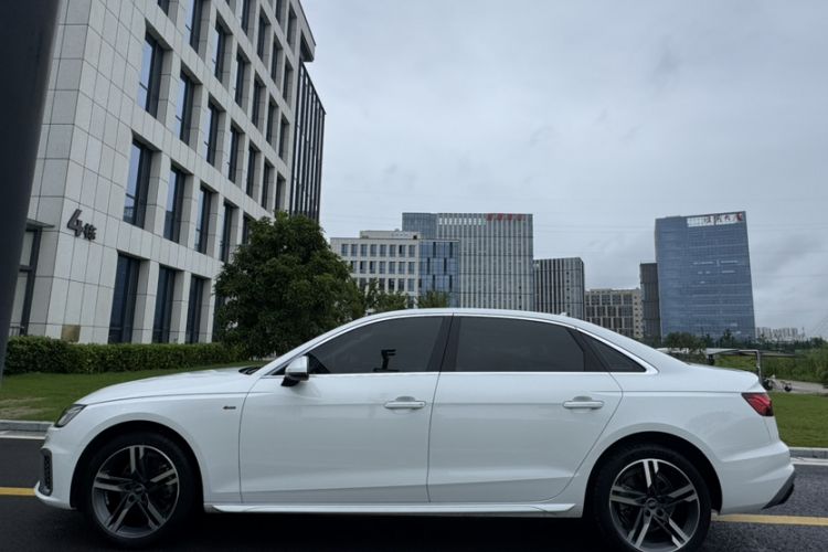 Used Audi A4L 2022 40 TFSI Fashion Dynamic Model Exterior 4