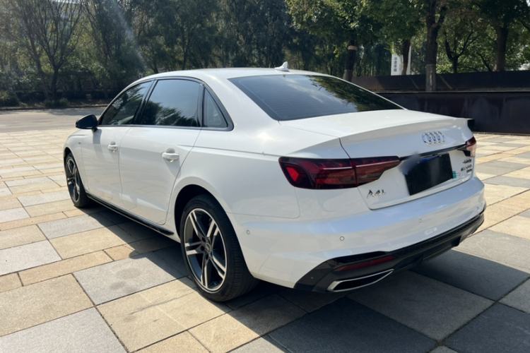 Used Audi A4L 2022 40 TFSI Luxury Dynamic Model Exterior 4