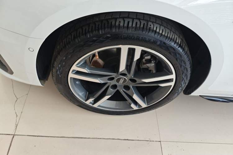 Used Audi A4L 2022 40 TFSI Luxury Dynamic Model Exterior 4
