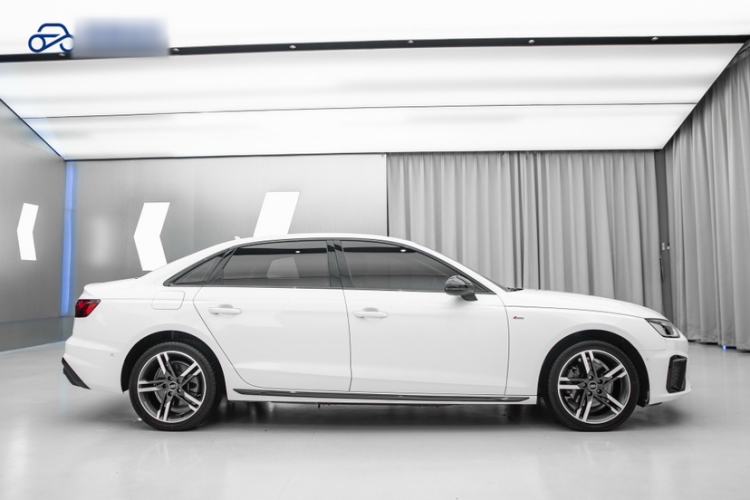 Used Audi A4L 2022 40 TFSI Luxury Dynamic Model Exterior 4