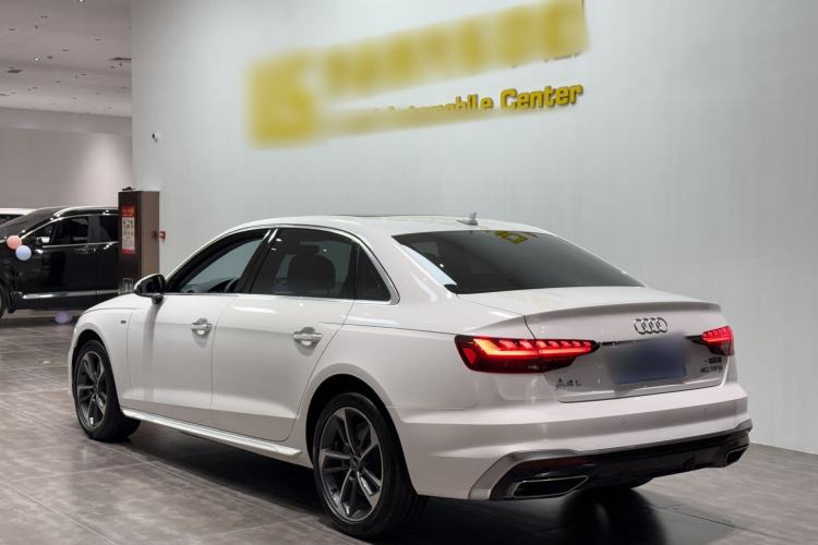 Used Audi A4L 2022 40 TFSI Fashion Dynamic Model Exterior 4