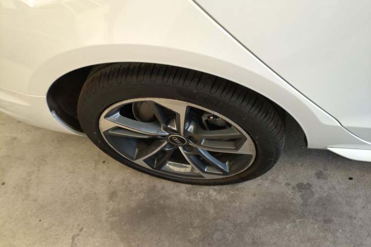 Used Audi A4L 2022 40 TFSI Fashion Dynamic Model Exterior 5